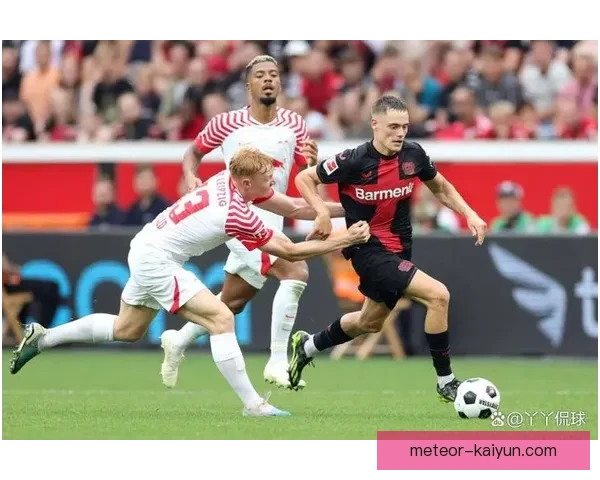 佛罗伦萨主帅施展战术魔法，球队状态回暖迎来连胜佳绩。