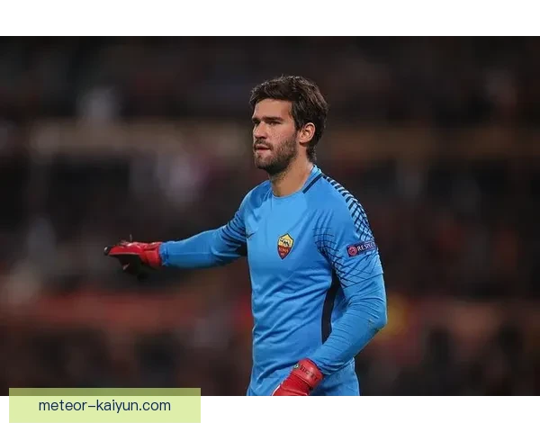 奥布拉克指挥防线能力持续提升，球队防守表现逐渐稳健