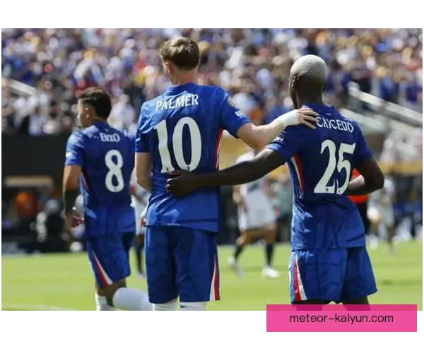 久保建英庆祝动作的独特起源引发球迷热议