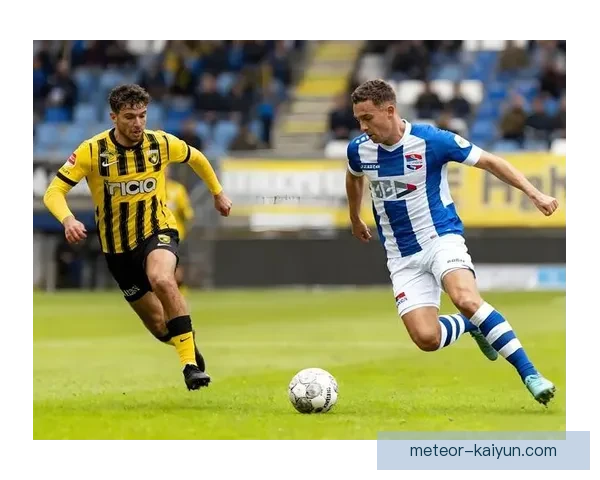 英超奇·亚当斯近期表现稳健，进攻端持续提升升